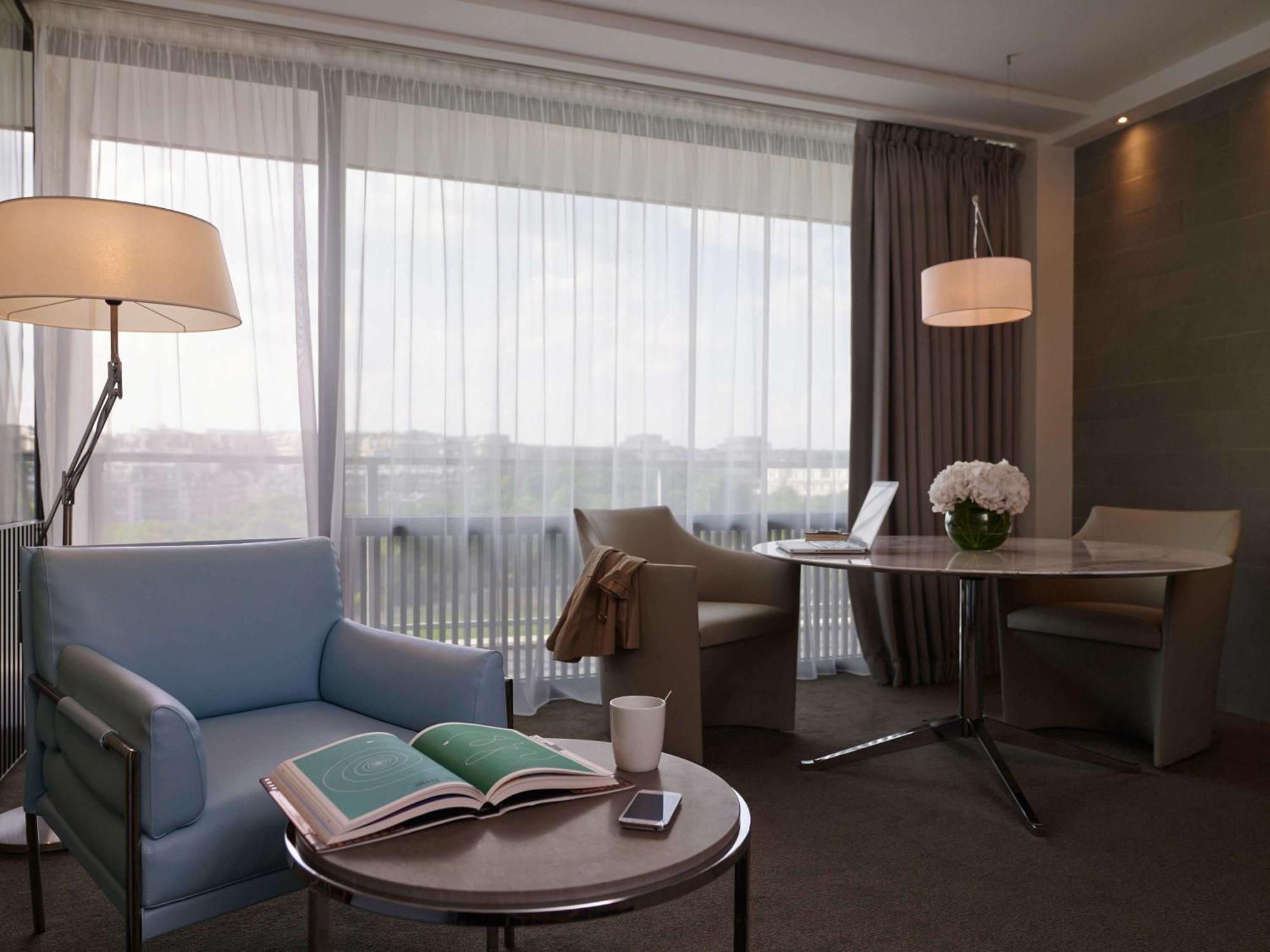 Pullman Tour Eiffel Parijs